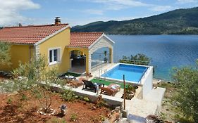 Villa Separovic
